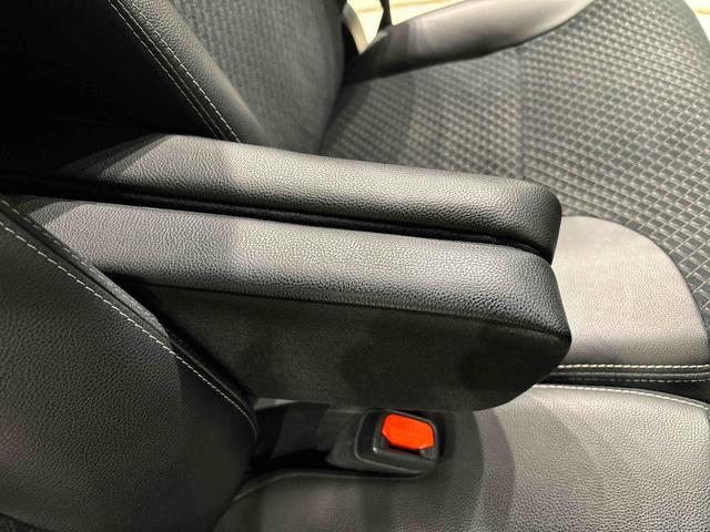 タント カスタムＲＳセレクション　　パノラマモニター・ナビ・ＥＴＣ　ＬＥＤオートライト　パワースライドドアウェルカムオープン機能　オート電動格納式ドアミラー　　助手席イージークローザー　アルミホイール　キーフリーシステム（32枚目）