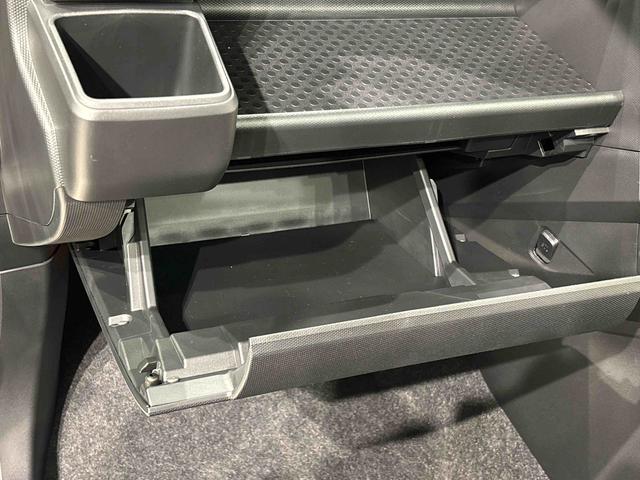 タフト Ｇターボ　ダーククロムベンチャー　スカイフィールトップ　クロムパック　インテリアアクセント　ＬＥＤオートハイビーム＆フォグランプ　電動パーキングブレーキ　バックカメラ　アルミホイール（32枚目）