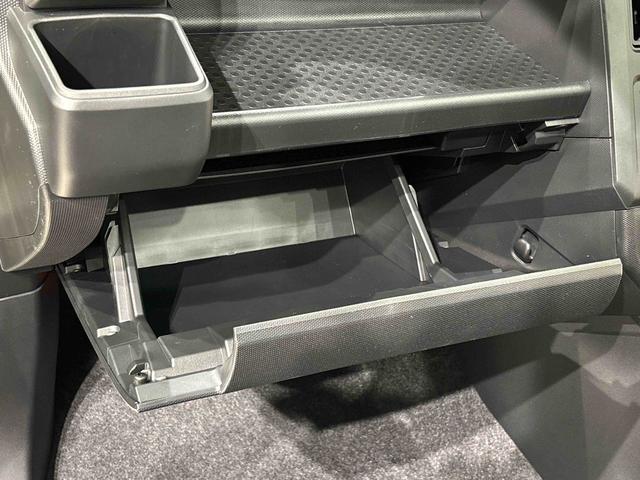 タフト Ｇ　ダーククロムベンチャー　スカイフィールトップ　クロムパック　メッキパック　アンダーガーニッシュ　インテリアアクセント　ＬＥＤオートライト＆フォグランプ　電動パーキングブレーキ　バックカメラ　アルミホイール（32枚目）