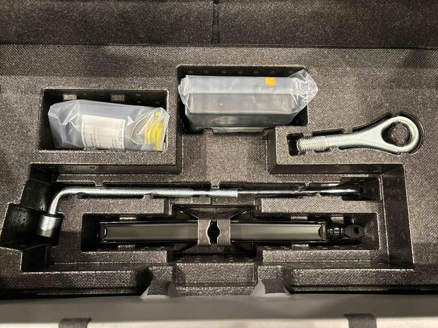 タフト Ｇ　ダーククロムベンチャー　スカイフィールトップ　クロムパック　メッキパック　アンダーガーニッシュ　インテリアアクセント　ＬＥＤオートライト＆フォグランプ　電動パーキングブレーキ　バックカメラ　アルミホイール（39枚目）