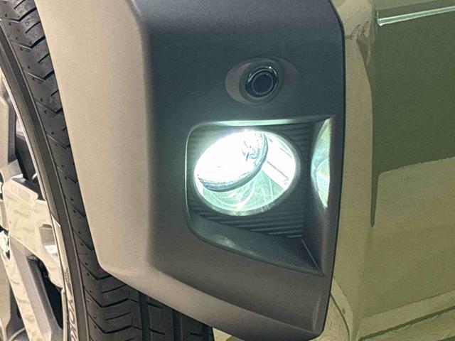 タフト Ｇ　ダーククロムベンチャー　スカイフィールトップ　クロムパック　メッキパック　アンダーガーニッシュ　インテリアアクセント　ＬＥＤオートライト＆フォグランプ　電動パーキングブレーキ　バックカメラ　アルミホイール（45枚目）