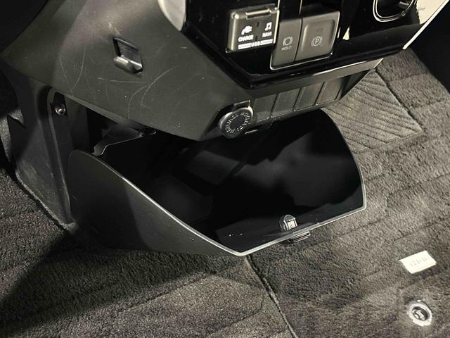 トール カスタムＧ　ナビ　ＥＴＣ　前後ドラレコ　バックカメラ　ＬＥＤヘッドライト　ＬＥＤフォグランプ　オートライト　オートハイビーム　電動パーキング　ホールド機能　キーフリー　スタートボタン　アダプティブクルーズコントロール　ナビ　ＥＴＣ　前後ドラレコ（33枚目）
