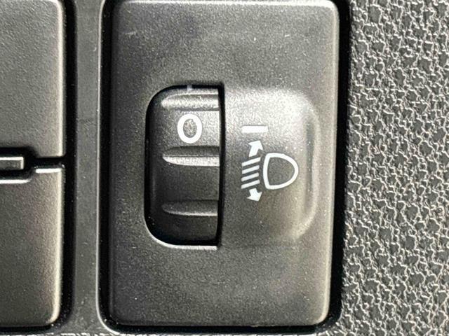 ミラトコット Ｇ　リミテッド　ＳＡＩＩＩ　パノラマモニター対応カメラ　ＬＥＤヘッドランプ　運転席・助手席シートヒーター　オートライト　プッシュボタンスタート　パノラマモニター対応カメラ　コーナーセンサー　運転席シートリフター　ＵＳＢ電源ソケット（25枚目）