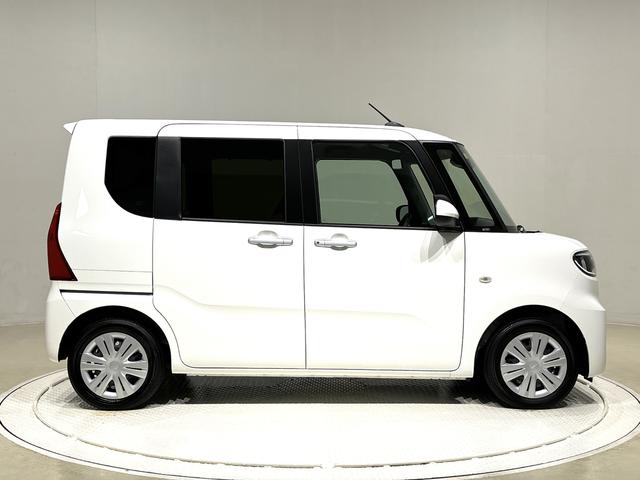 タント Ｘ　バックカメラ　電動パーキングブレーキ　左側パワースライド　ＬＥＤオートライト　パワースライドドアウェルカムオープン機能　電動格納式ドアミラー　助手席ロングスライド　助手席イージークローザー　　セキュリティアラーム　キーフリーシステム（7枚目）