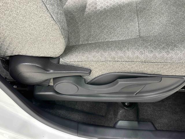 タント Ｘ　バックカメラ　電動パーキングブレーキ　左側パワースライド　ＬＥＤオートライト　パワースライドドアウェルカムオープン機能　電動格納式ドアミラー　助手席ロングスライド　助手席イージークローザー　　セキュリティアラーム　キーフリーシステム（28枚目）