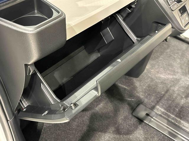 タント Ｘ　バックカメラ　電動パーキングブレーキ　左側パワースライド　ＬＥＤオートライト　パワースライドドアウェルカムオープン機能　電動格納式ドアミラー　助手席ロングスライド　助手席イージークローザー　　セキュリティアラーム　キーフリーシステム（32枚目）