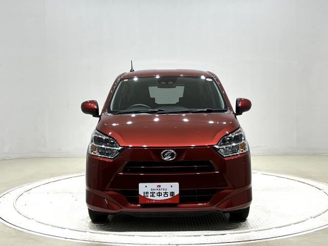 ミライース Ｘ　リミテッドＳＡＩＩＩ　オートライト　電動格納式ドアミラー　ＬＥＤヘッドランプ　セキュリティアラーム　コーナーセンサー　１４インチフルホイールキャップ　キーレスエントリー　　ショツピングフック　マニュアルエアコン　バックカメラ（6枚目）
