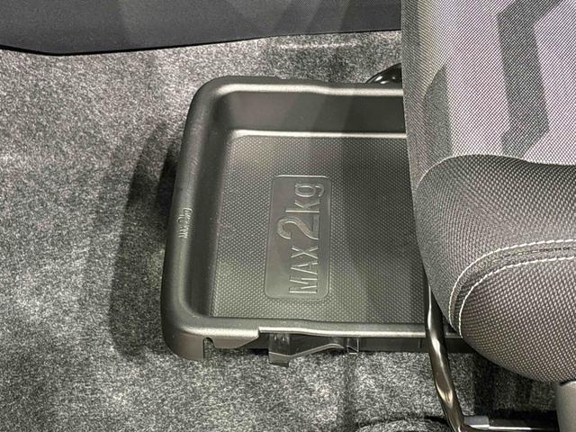 タフト Ｇ　ダーククロムベンチャー　スカイフィールトップ　Ｂカメラ付　オートホールドブレーキ機能付き電動パーキングブレーキ　ＳＲＳサイドエアバッグ　前席シートヒーター　ＬＥＤヘッドライト　ＬＥＤフォグランプ　オーディオ操作用ステアリングスイッチ（32枚目）