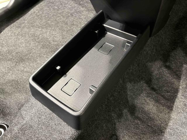 ミライース Ｘ　リミテッドＳＡＩＩＩ　バックモニター　ＬＥＤヘッドライト　ＬＥＤヘッドランプ　セキュリティアラーム　コーナーセンサー　１４インチフルホイールキャップ　キーレスエントリー　電動格納式ドアミラー　ショツピングフック　マニュアルエアコン（25枚目）