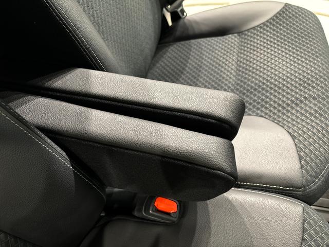 タント カスタムＲＳ　ナビ　バックカメラ　ＥＴＣ　ＬＥＤオートライト　パワースライドドアウェルカムオープン機能　運転席ロングスライドシ－ト　助手席ロングスライド　助手席イージークローザー　運転席助手席シートヒーター　１５インチアルミホイール（32枚目）