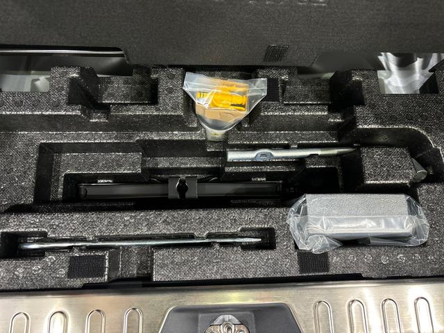タント カスタムＲＳ　ナビ　バックカメラ　ＥＴＣ　ＬＥＤオートライト　パワースライドドアウェルカムオープン機能　運転席ロングスライドシ－ト　助手席ロングスライド　助手席イージークローザー　運転席助手席シートヒーター　１５インチアルミホイール（41枚目）