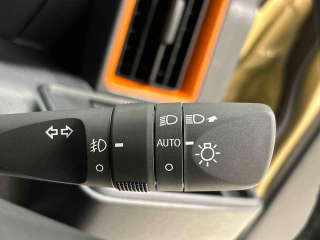 タント ファンクロスターボ　バックカメラ　両側電動スライドドア　ＬＥＤオートライト　パワースライドドアウェルカムオープン機能　電動パーキングブレーキ　運転席助手席シートヒーター　アルミホイール　キーフリーシステム　　オート電動格納式ドアミラー（23枚目）