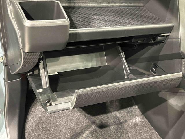 タフト Ｇ　ダーククロムベンチャー　　バックカメラ付き　スカイフィールトップ　クロムパック　メッキパック　シルバーアンダーガーニッシュ　インテリアアクセント　ＬＥＤオートライト＆フォグランプ　電動パーキングブレーキ　バックカメラ　アルミホイール（32枚目）