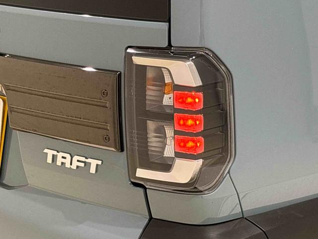 タフト Ｇ　ダーククロムベンチャー　　バックカメラ付き　スカイフィールトップ　クロムパック　メッキパック　シルバーアンダーガーニッシュ　インテリアアクセント　ＬＥＤオートライト＆フォグランプ　電動パーキングブレーキ　バックカメラ　アルミホイール（46枚目）