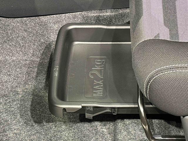 タフト Ｇダーククロムベンチャー　バックカメラ　前席シート－ヒーター　スカイフィールトップ　クロムパック　メッキパック　シルバーアンダーガーニッシュ　インテリアアクセント　ＬＥＤオートハイビーム＆フォグランプ　電動パーキングブレーキ　バックカメラ　アルミホイール（33枚目）