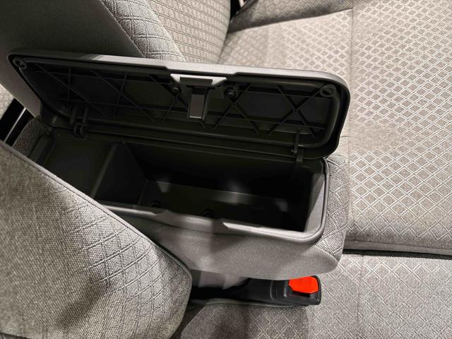 タント Ｘ　プッシュボタンスタート　シートヒーター　シートリフター　ＬＥＤオートライト　パワースライドドアウェルカムオープン機能　電動パーキングブレーキ　運転席助手席シートヒーター　　フルホイールキャツプ　キーフリーシステム　　オート電動格納式ドアミラー（30枚目）