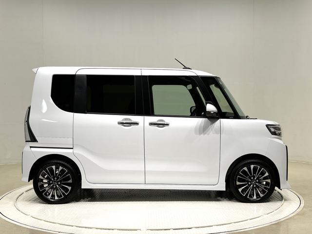 タント カスタムＲＳ　ＬＥＤオートライト　パワースライドドアウェルカムオープン機能　電動パーキングブレーキ　運転席助手席シートヒーター　アルミホイール　キーフリーシステム　　オート電動格納式ドアミラー（7枚目）