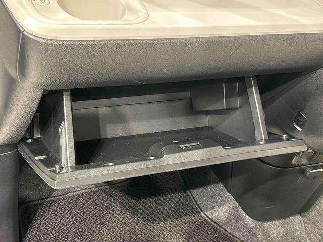 ムーヴキャンバス ストライプスＧ　バックカメラ　電動パーキングブレーキ　バックカメラ　メッキアウターハンドル　メッキサイドガーニッシュ　ＬＥＤフォグランプ　オーディオ操作用ステアリングスイッチ　オーディオレス　オートホールドブレーキ機能付サイドブレーキ　前席シートヒーター（33枚目）