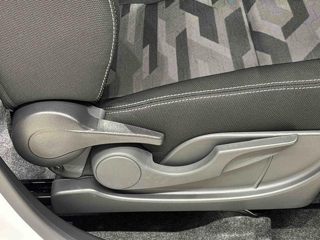 タフト Ｇ　クロムベンチャー　バックカメラ　前席シートヒーター　スカイフィールトップ　クロムパック　メッキパック　シルバーアンダーガーニッシュ　インテリアアクセント　ＬＥＤオートハイビーム＆フォグランプ　電動パーキングブレーキ　バックカメラ　アルミホイール（28枚目）