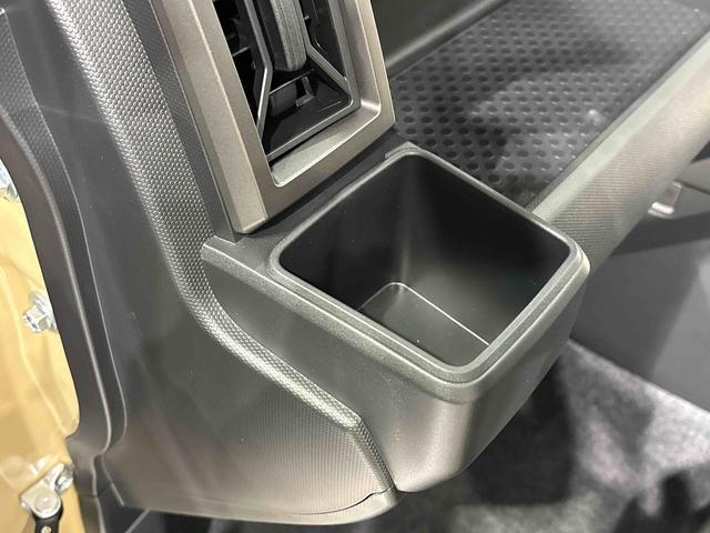 タフト Ｇ　クロムベンチャー　バックカメラ　前席シートヒーター　スカイフィールトップ　クロムパック　メッキパック　シルバーアンダーガーニッシュ　インテリアアクセント　ＬＥＤオートハイビーム＆フォグランプ　電動パーキングブレーキ　バックカメラ　アルミホイール（31枚目）