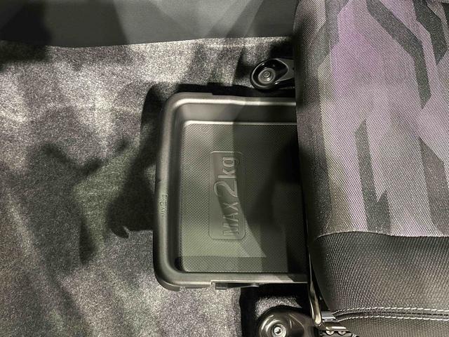 タフト Ｇ　クロムベンチャー　バックカメラ　前席シートヒーター　スカイフィールトップ　クロムパック　メッキパック　シルバーアンダーガーニッシュ　インテリアアクセント　ＬＥＤオートハイビーム＆フォグランプ　電動パーキングブレーキ　バックカメラ　アルミホイール（33枚目）