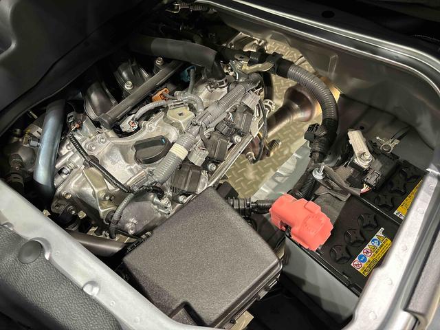 ハイゼットカーゴ ＤＸ　ＦＭ／ＡＭチューナー　コーナーセンサー　オートライト　コーナーセンサー　オーバーヘッドシェルフ　フロントドアパワーウインドウ　キーレスエントリー　ＡＭ／ＦＭラジオ　テンパータイヤ　スチールホイール（38枚目）