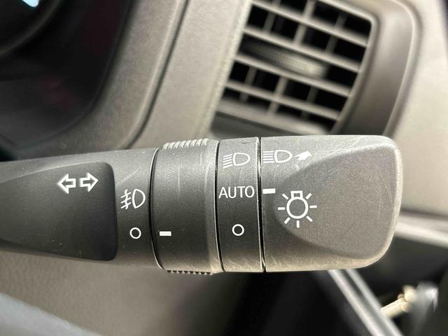 アトレー ＲＳ　　　両側パワースライドドア　　ＬＥＤヘッドライト　電動格納式ドアミラー　両側パワースライドドアウエルカムオープン機能　オートエアコン　ＬＥＤヘッドランプ　ＬＥＤフォグランプ　プッシュボタンスタート　リバース連動リヤワイパー　リヤスモークガラス（24枚目）