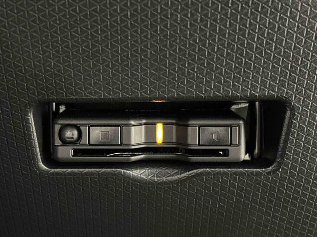タント Ｘ　ナビゲーション　バックカメラ　ＥＴＣ車載器　ＬＥＤオートライト　パワースライドドアウェルカムオープン機能　電動パーキングブレーキ　運転席助手席シートヒーター　　フルホイールキャツプ　キーフリーシステム　　オート電動格納式ドアミラー（8枚目）