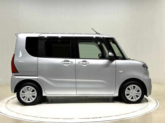 タント Ｘ　ナビゲーション　バックカメラ　ＥＴＣ車載器　ＬＥＤオートライト　パワースライドドアウェルカムオープン機能　電動パーキングブレーキ　運転席助手席シートヒーター　　フルホイールキャツプ　キーフリーシステム　　オート電動格納式ドアミラー（10枚目）