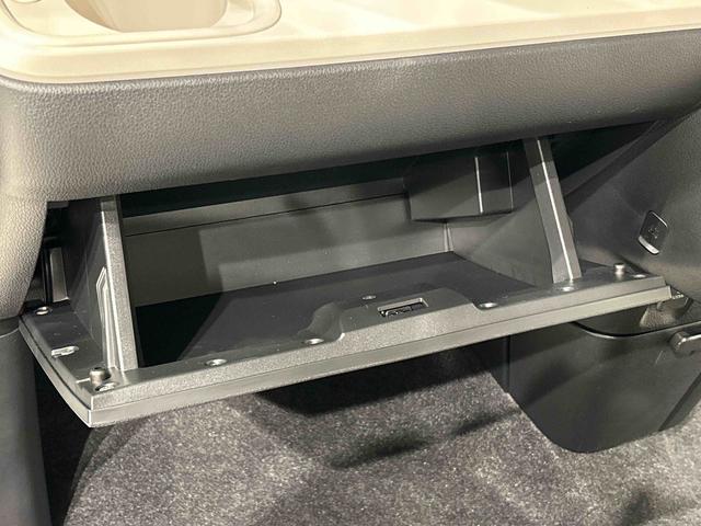 ムーヴキャンバス ストライプスＧターボ　バックカメラ　前席シートヒーター　ＬＥＤオートライト・フォグランプ　　プッシュボタンスタート　セキュリティアラーム　バックカメラ　両側パワースライドドアウエルカムオープン機能　オート電動格納式ドアミラー（33枚目）