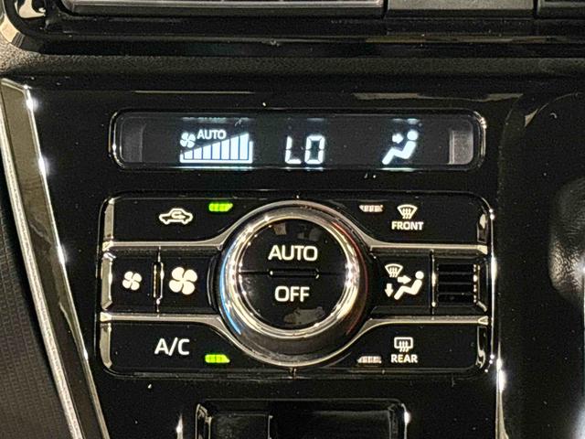 タント カスタムＲＳ　ＬＥＤオートライト　パワースライドドアウェルカムオープン機能　オート電動格納式ドアミラー　助手席ロングスライド　助手席イージークローザー　アルミホイール　キーフリーシステム（16枚目）