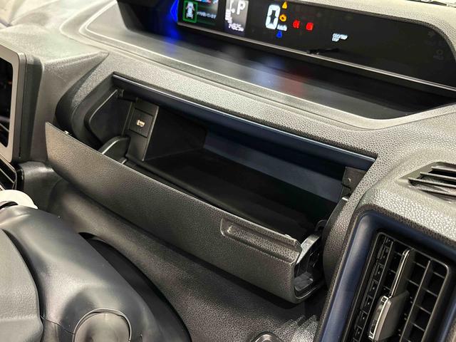 タント カスタムＲＳ　ＬＥＤオートライト　パワースライドドアウェルカムオープン機能　オート電動格納式ドアミラー　助手席ロングスライド　助手席イージークローザー　アルミホイール　キーフリーシステム（26枚目）