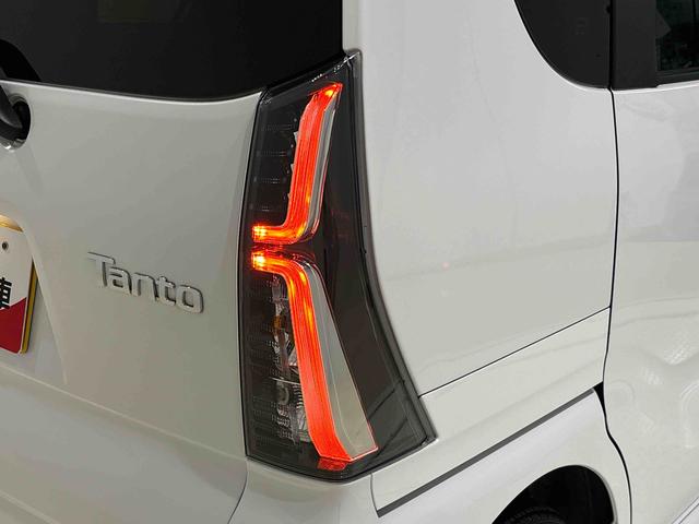 タント カスタムＲＳ　ＬＥＤオートライト　パワースライドドアウェルカムオープン機能　オート電動格納式ドアミラー　助手席ロングスライド　助手席イージークローザー　アルミホイール　キーフリーシステム（49枚目）