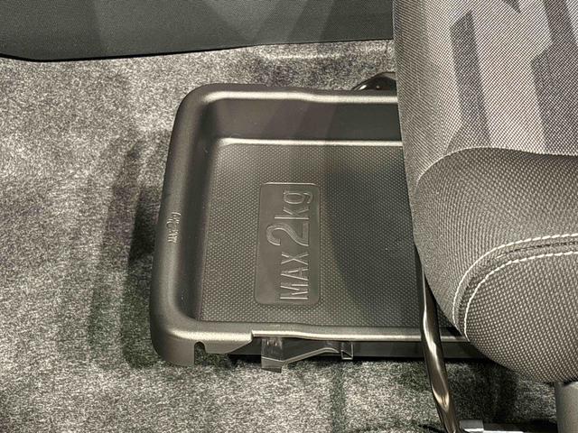 タフト Ｇ　ダーククロムベンチャー　バックカメラ　前席シートヒーター　スカイフィールトップ　クロムパック　メッキパック　シルバーアンダーガーニッシュ　インテリアアクセント　ＬＥＤオートライト＆フォグランプ　電動パーキングブレーキ　バックカメラ　アルミホイール（33枚目）