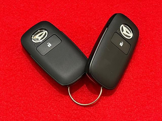 タフト Ｇ　クロムベンチャー　バックカメラ　両側シートヒーター　スカイフィールトップ　クロムパック　メッキパック　シルバーアンダーガーニッシュ　インテリアアクセント　ＬＥＤオートライト＆フォグランプ　電動パーキングブレーキ　バックカメラ　アルミホイール（48枚目）