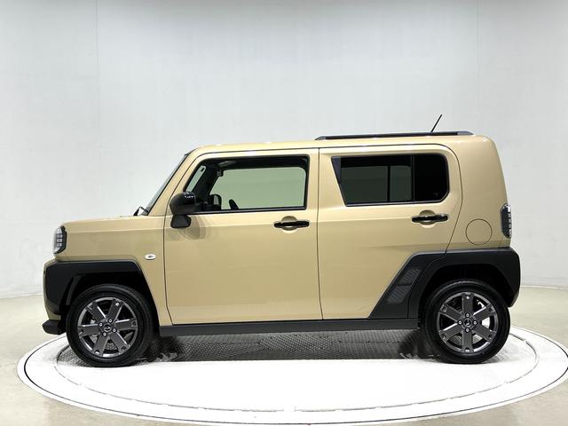 タフト Ｇ　ダーククロムベンチャー　運転席・助手席シートヒーター　純正ナビ装着用アップグレードパック　本革巻ステアリングホイール　オートライト　運転席シートリフター　チルトステアリング　スカイフィールトップ　ＬＥＤヘッドランプ　ＬＥＤフォグランプ　キーフリーシステム（8枚目）