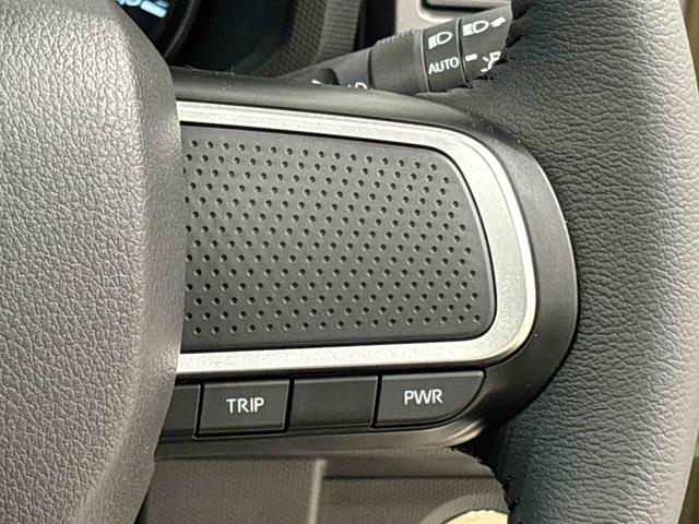 タフト Ｇ　ダーククロムベンチャー　運転席・助手席シートヒーター　純正ナビ装着用アップグレードパック　本革巻ステアリングホイール　オートライト　運転席シートリフター　チルトステアリング　スカイフィールトップ　ＬＥＤヘッドランプ　ＬＥＤフォグランプ　キーフリーシステム（15枚目）