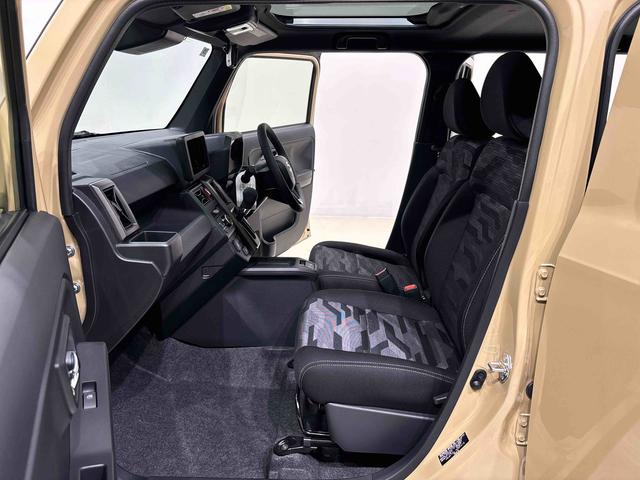 タフト Ｇ　ダーククロムベンチャー　運転席・助手席シートヒーター　純正ナビ装着用アップグレードパック　本革巻ステアリングホイール　オートライト　運転席シートリフター　チルトステアリング　スカイフィールトップ　ＬＥＤヘッドランプ　ＬＥＤフォグランプ　キーフリーシステム（34枚目）