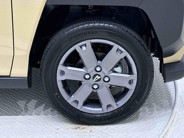 タフト Ｇ　ダーククロムベンチャー　運転席・助手席シートヒーター　純正ナビ装着用アップグレードパック　本革巻ステアリングホイール　オートライト　運転席シートリフター　チルトステアリング　スカイフィールトップ　ＬＥＤヘッドランプ　ＬＥＤフォグランプ　キーフリーシステム（47枚目）