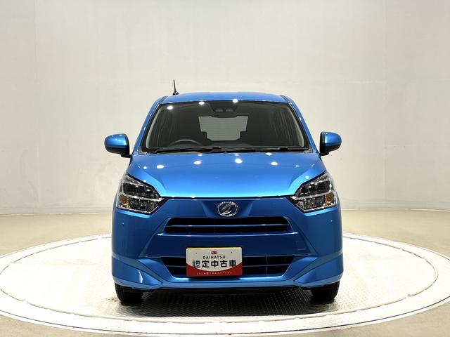 ミライース Ｘ　リミテッドＳＡＩＩＩ　バックモニター対応カメラ　ＬＥＤヘッドランプ　セキュリティアラーム　コーナーセンサー　１４インチフルホイールキャップ　キーレスエントリー　電動格納式ドアミラー　ショツピングフック　マニュアルエアコン（6枚目）