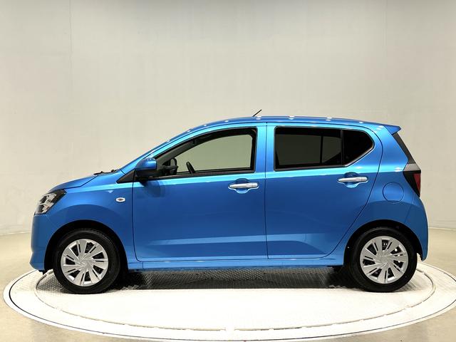 ミライース Ｘ　リミテッドＳＡＩＩＩ　バックモニター対応カメラ　ＬＥＤヘッドランプ　セキュリティアラーム　コーナーセンサー　１４インチフルホイールキャップ　キーレスエントリー　電動格納式ドアミラー　ショツピングフック　マニュアルエアコン（8枚目）