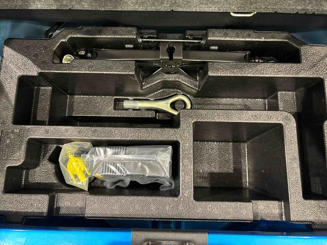 ミライース Ｘ　リミテッドＳＡＩＩＩ　バックモニター対応カメラ　ＬＥＤヘッドランプ　セキュリティアラーム　コーナーセンサー　１４インチフルホイールキャップ　キーレスエントリー　電動格納式ドアミラー　ショツピングフック　マニュアルエアコン（35枚目）
