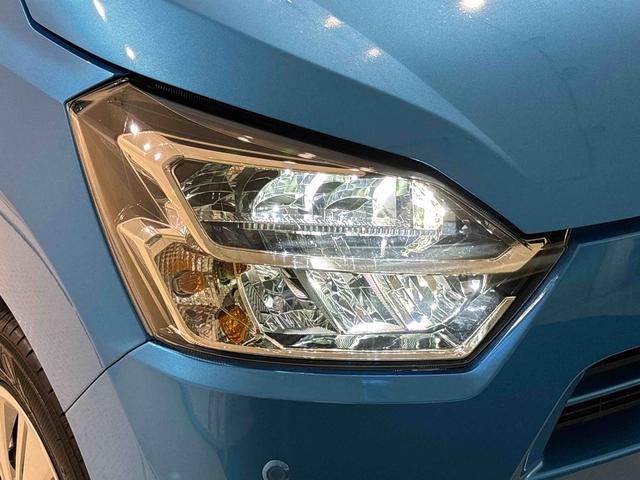 ミライース Ｘ　リミテッドＳＡＩＩＩ　バックモニター対応カメラ　ＬＥＤヘッドランプ　セキュリティアラーム　コーナーセンサー　１４インチフルホイールキャップ　キーレスエントリー　電動格納式ドアミラー　ショツピングフック　マニュアルエアコン（40枚目）