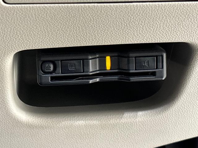 ムーヴ ＸリミテッドＩＩ　ＳＡＩＩＩ　ナビ　ドラレコ　ＥＴＣ　運転席シートヒーター　アルミホイール　オートライト　プッシュボタンスタート　セキュリティアラーム　キーフリー　オート電動格納式ドアミラー　シートリフター　オートハイビーム　ＬＥＤヘッドランプ（9枚目）