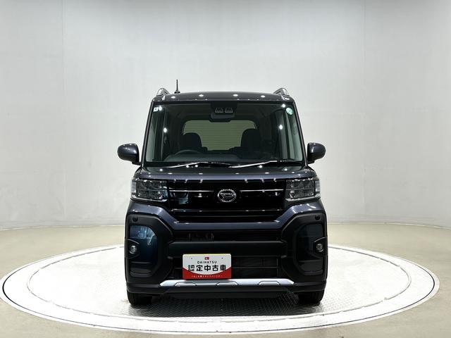 タント ファンクロスターボ　ＬＥＤオートライト　パワースライドドアウェルカムオープン機能　電動格納式ドアミラー　助手席ロングスライド　助手席イージークローザー　　セキュリティアラーム　キーフリーシステム（6枚目）