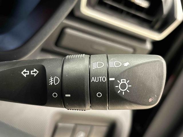 ロッキー プレミアムＧ　ＬＥＤヘッドランプ・フォグランプ　全車速追従機能付アダプティブクルーズコントロール　レーンキープコントロール　ブラインドスポットモニター　１７インチアルミホイール　シートヒーター（25枚目）