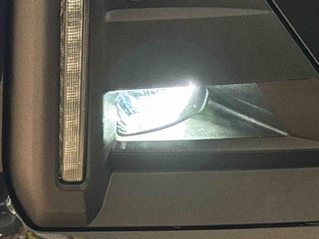 ロッキー プレミアムＧ　ＬＥＤヘッドランプ・フォグランプ　全車速追従機能付アダプティブクルーズコントロール　レーンキープコントロール　ブラインドスポットモニター　１７インチアルミホイール　シートヒーター（48枚目）