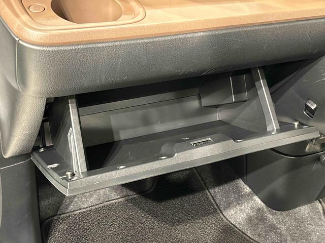 ムーヴキャンバス セオリーＧターボ　４ＷＤ　ＬＥＤヘッドランプ・フォグランプ　電動パーキングブレーキ　プッシュボタンスタート　セキュリティアラーム　バックカメラ　両側パワースライドドアウエルカムオープン機能　オート電動格納式ドアミラー（33枚目）