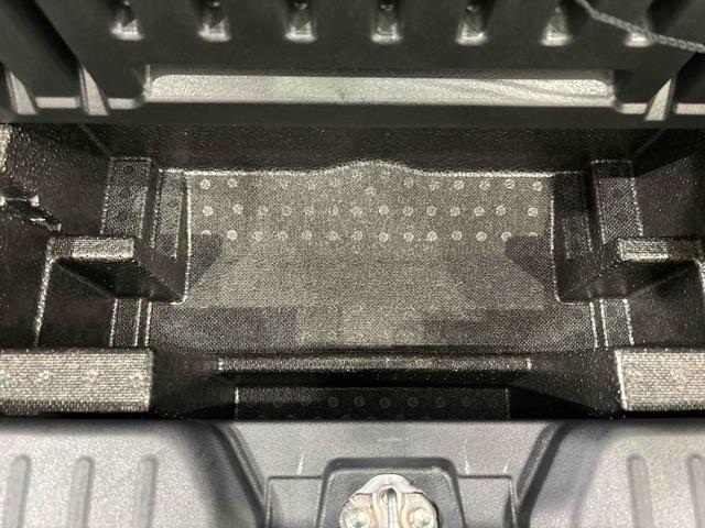 ムーヴキャンバス セオリーＧターボ　４ＷＤ　ＬＥＤヘッドランプ・フォグランプ　電動パーキングブレーキ　プッシュボタンスタート　セキュリティアラーム　バックカメラ　両側パワースライドドアウエルカムオープン機能　オート電動格納式ドアミラー（40枚目）