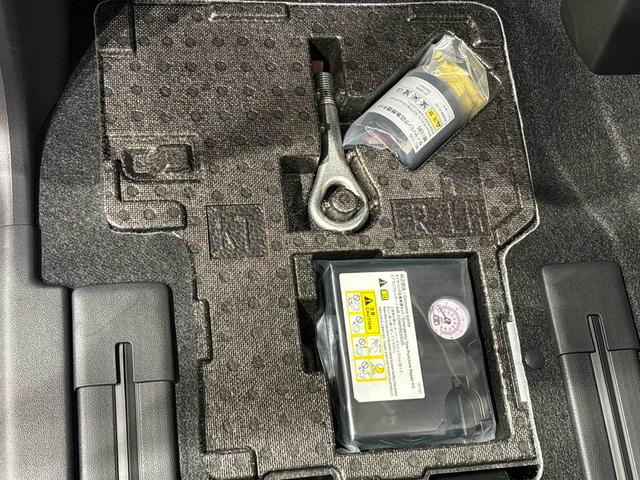 タント Ｘ　前席シートヒーター　左側電動スライドドア　バックカメラ　ＬＥＤオートライト　パワースライドドアウェルカムオープン機能　電動パーキングブレーキ　運転席助手席シートヒーター　　フルホイールキャツプ　キーフリーシステム　　オート電動格納式ドアミラー（32枚目）